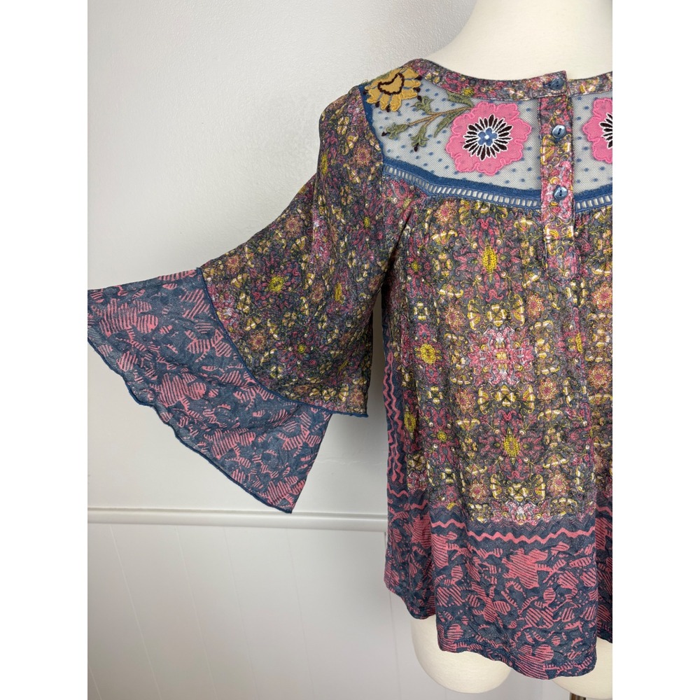 Anthropologie Postmark Ciutadella Top Lace Embroidered Floral Size M Bell Sleeve - Picture 4 of 17